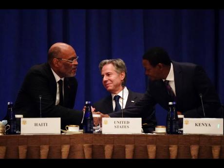 La force multinationale : Les États-Unis promettent 100 millions de dollars
